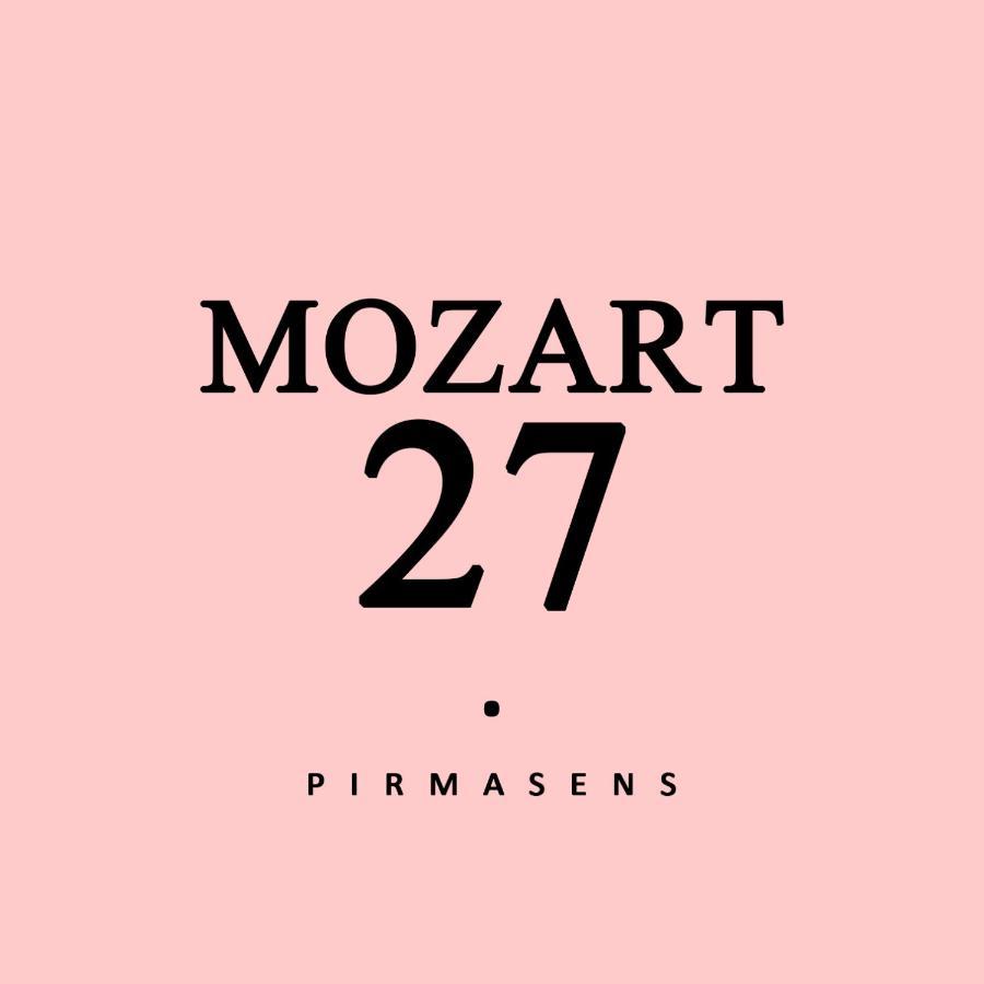 Mozart27 - Ferienwohnung Пірмазенс Екстер'єр фото